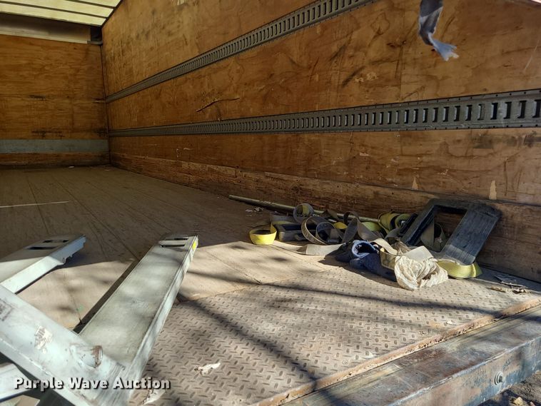 image for item MJ9531 2010 Hino 268  box truck