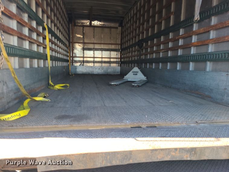 image for item MJ9532 2007 Hino 268  box truck