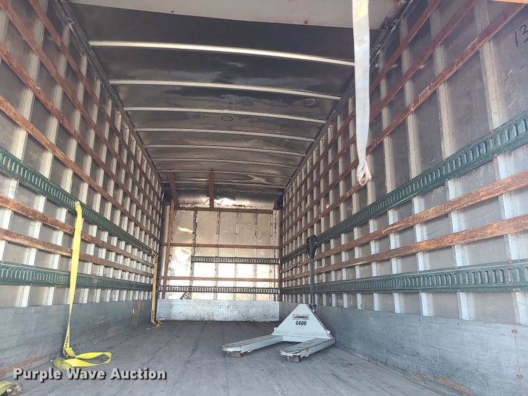 image for item MJ9532 2007 Hino 268  box truck