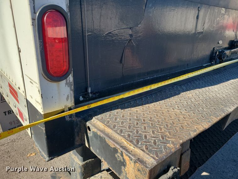 image for item MJ9532 2007 Hino 268  box truck