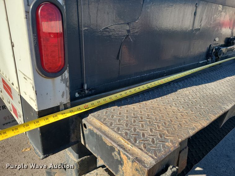 image for item MJ9532 2007 Hino 268  box truck