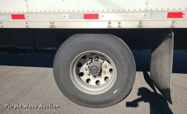 image for item MJ9532 2007 Hino 268  box truck