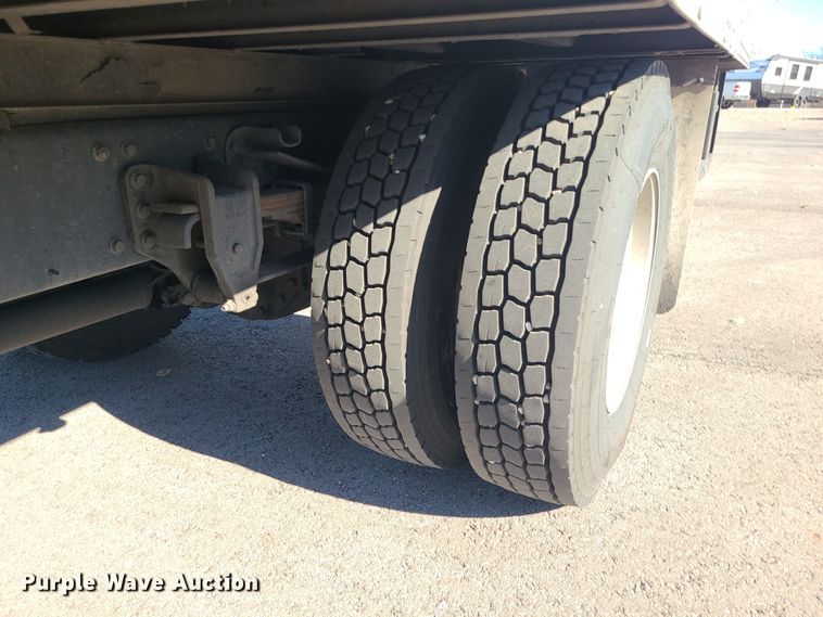 image for item MJ9532 2007 Hino 268  box truck