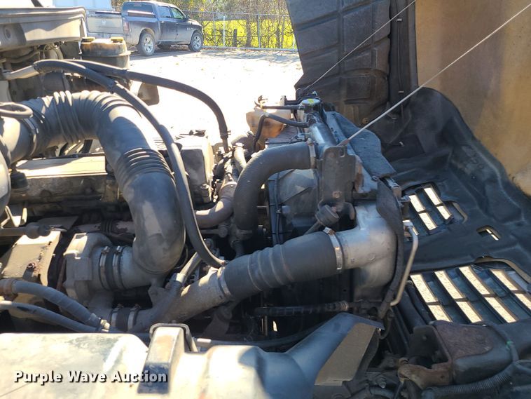 image for item MJ9532 2007 Hino 268  box truck