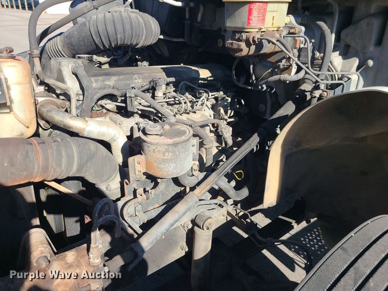 image for item MJ9532 2007 Hino 268  box truck