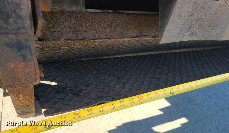 image for item MJ9532 2007 Hino 268  box truck