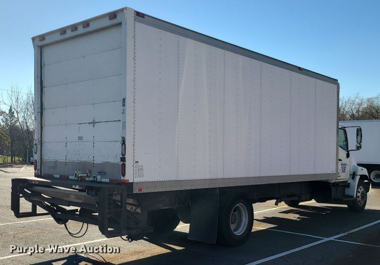 image for item MJ9533 2007 Hino 268  box truck