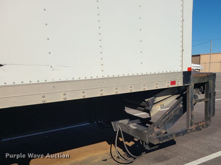 image for item MJ9533 2007 Hino 268  box truck