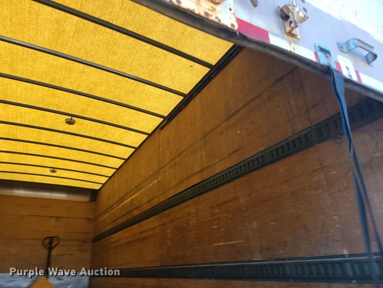 image for item MJ9533 2007 Hino 268  box truck