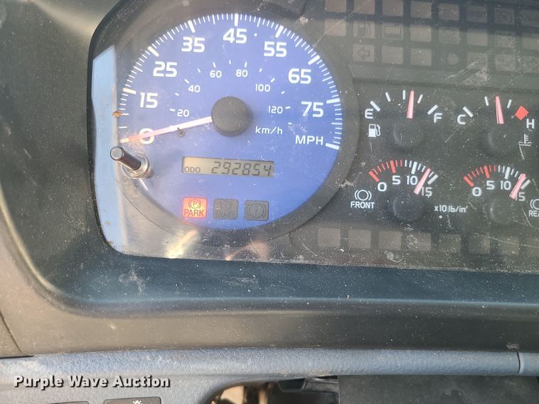 image for item MJ9533 2007 Hino 268  box truck