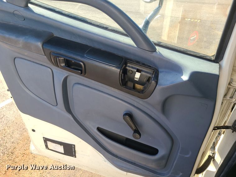 image for item MJ9533 2007 Hino 268  box truck