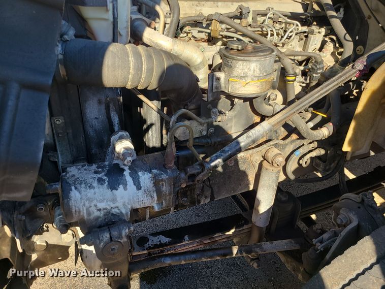 image for item MJ9533 2007 Hino 268  box truck