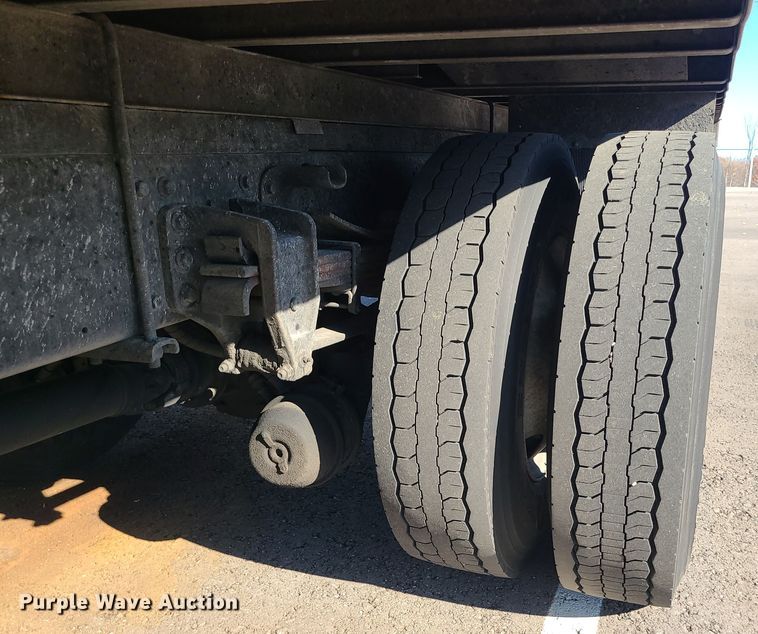 image for item MJ9533 2007 Hino 268  box truck