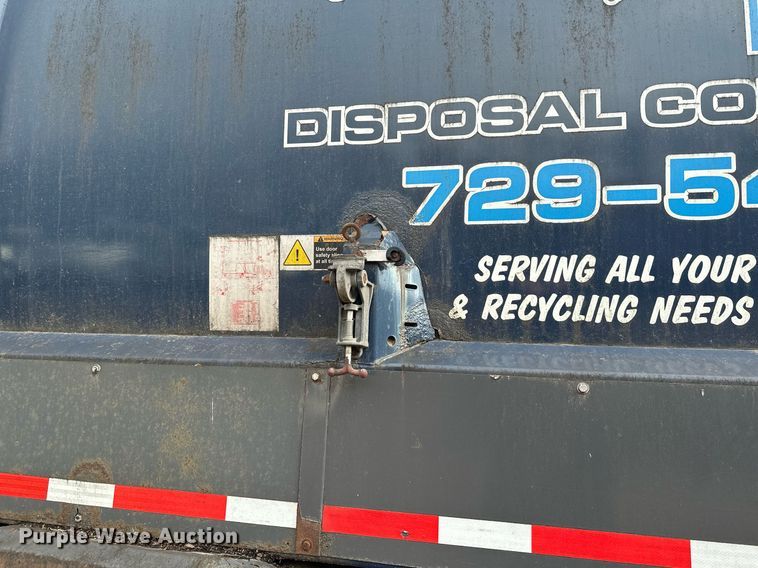 image for item MQ9517 2007 International 7400  refuse truck