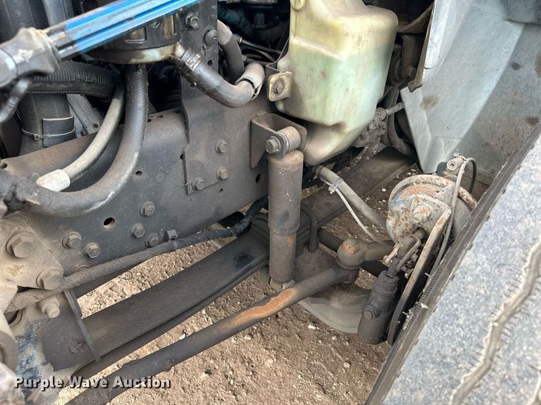 image for item MQ9518 2005 International 4400  refuse truck