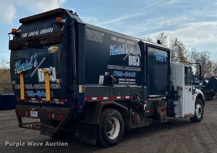 image for item MQ9519 2007 International 4400  refuse truck
