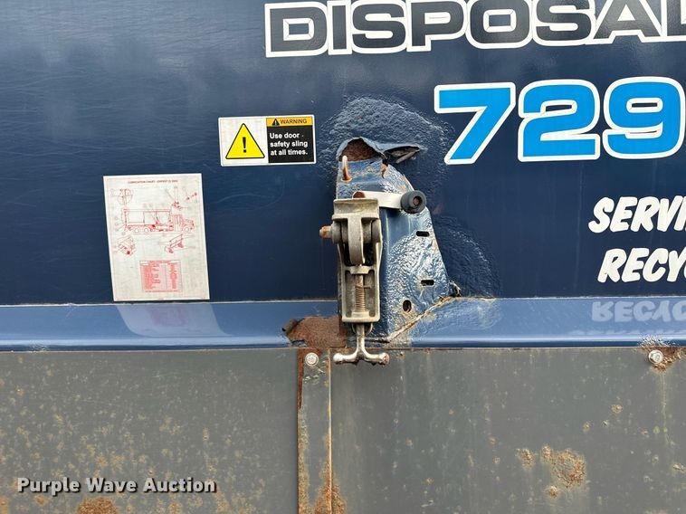 image for item MQ9519 2007 International 4400  refuse truck