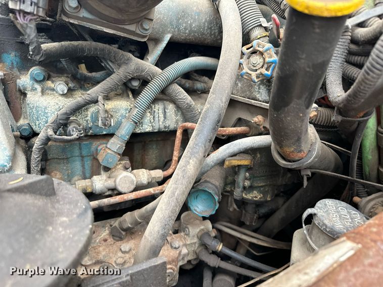 image for item MQ9519 2007 International 4400  refuse truck