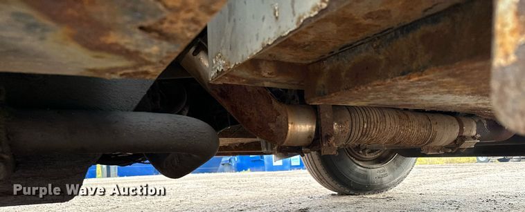 image for item MQ9519 2007 International 4400  refuse truck