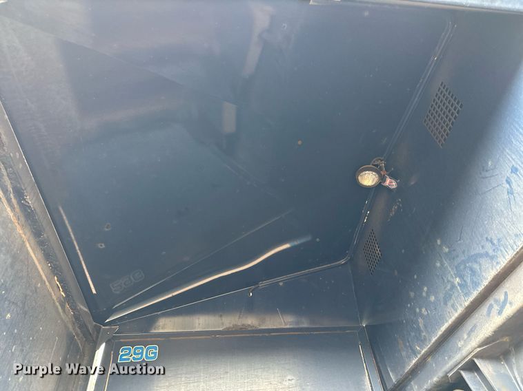 image for item MQ9520 2006 International 7400  refuse truck