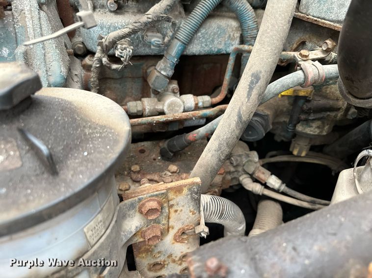 image for item MQ9521 2007 International 7400  refuse truck