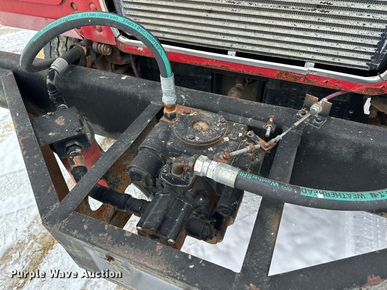 image for item MQ9528 1984 Mack R686ST  spreader truck