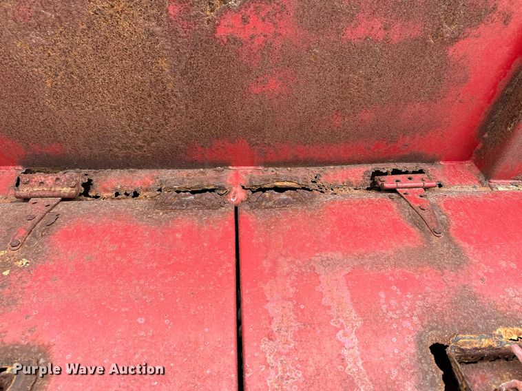 image for item MQ9528 1984 Mack R686ST  spreader truck