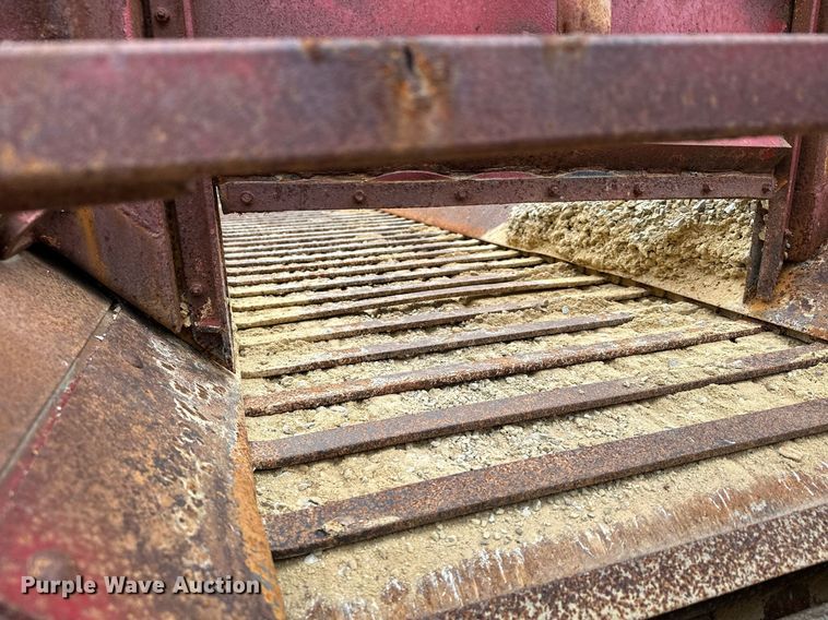 image for item MQ9528 1984 Mack R686ST  spreader truck