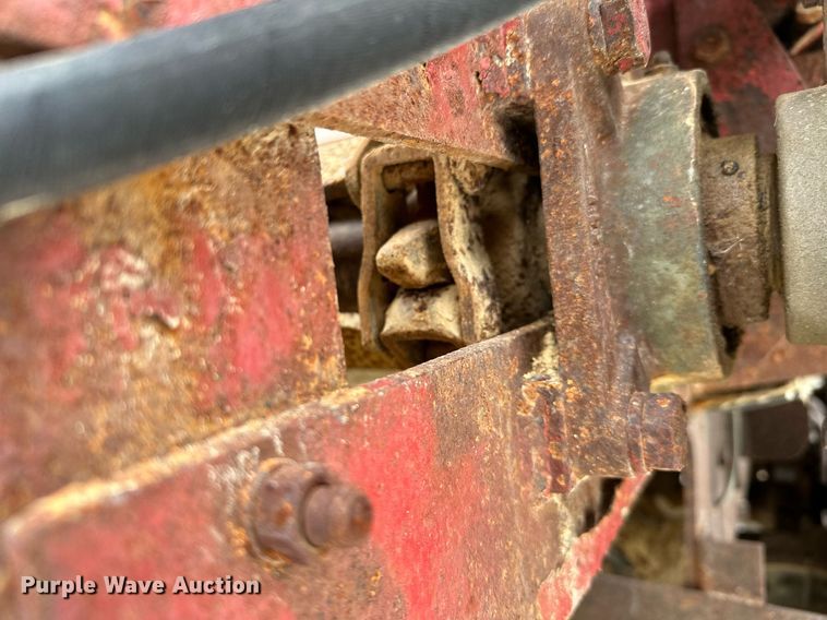 image for item MQ9528 1984 Mack R686ST  spreader truck