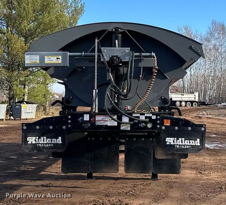 image for item MQ9529 2022 Midland MG46TW3000  side dump trailer