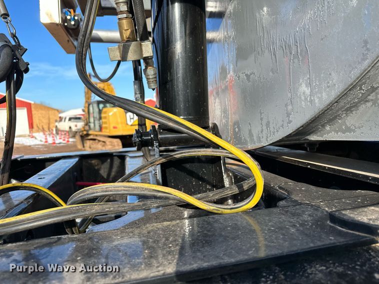 image for item MQ9529 2022 Midland MG46TW3000  side dump trailer