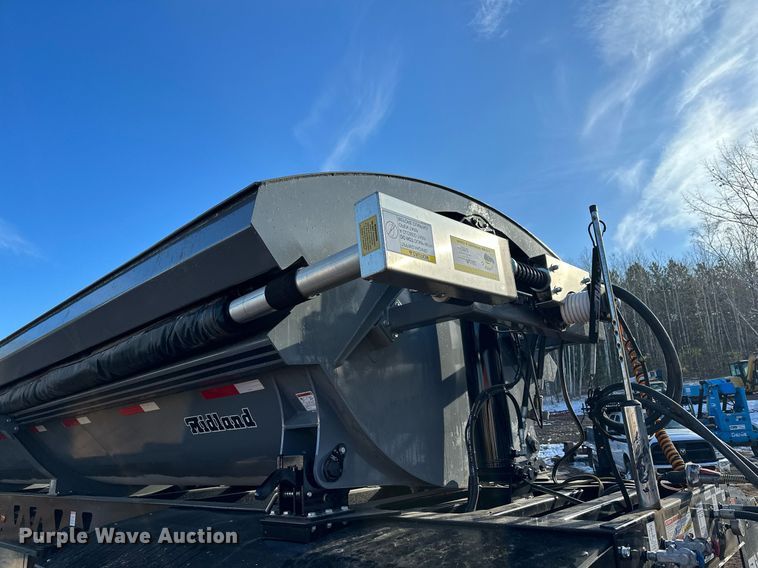 image for item MQ9529 2022 Midland MG46TW3000  side dump trailer