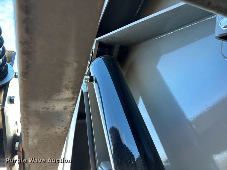 image for item MQ9529 2022 Midland MG46TW3000  side dump trailer