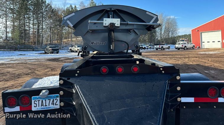 image for item MQ9529 2022 Midland MG46TW3000  side dump trailer