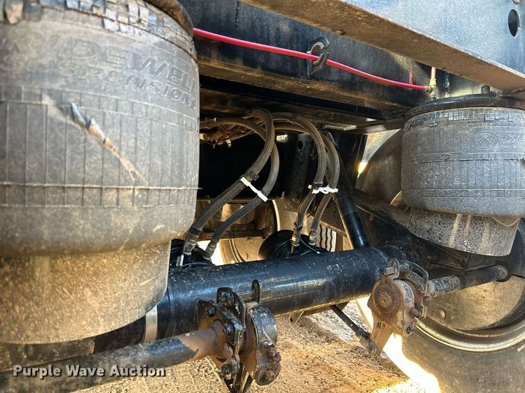 image for item MQ9529 2022 Midland MG46TW3000  side dump trailer