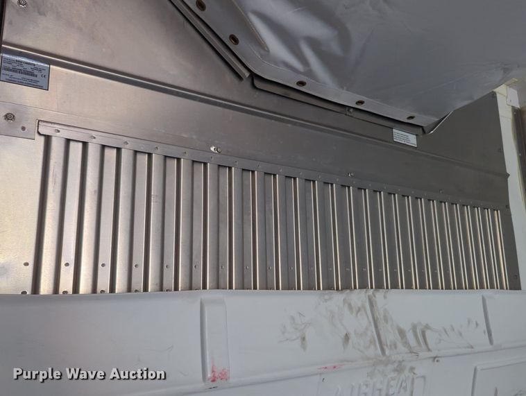 image for item MX9418 2023 CIMC Cool Globe  refrigerated van trailer