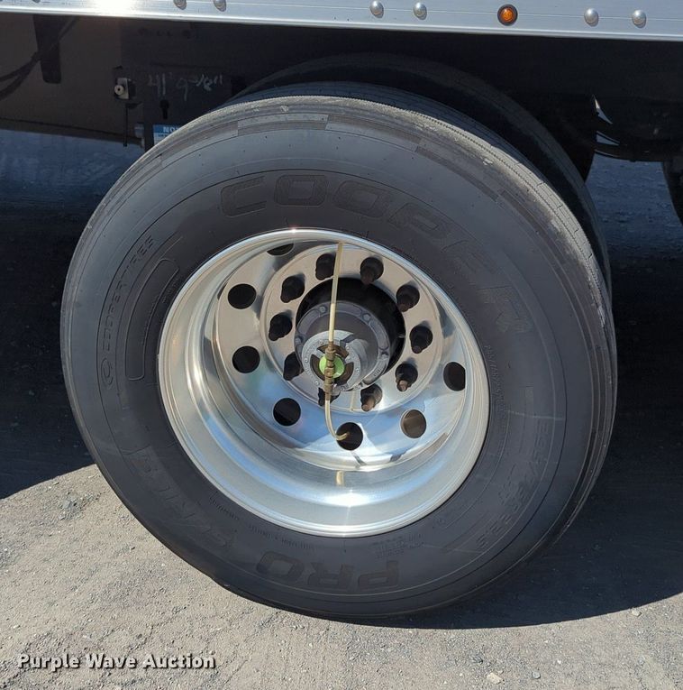 image for item MX9418 2023 CIMC Cool Globe  refrigerated van trailer