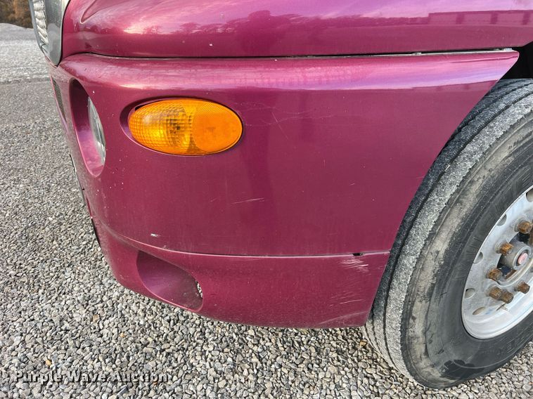 image for item NI9129 1997 Kenworth T2000  fuel truck