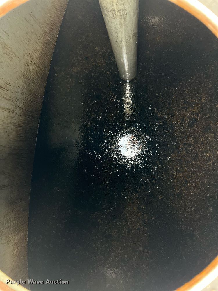 image for item NI9129 1997 Kenworth T2000  fuel truck