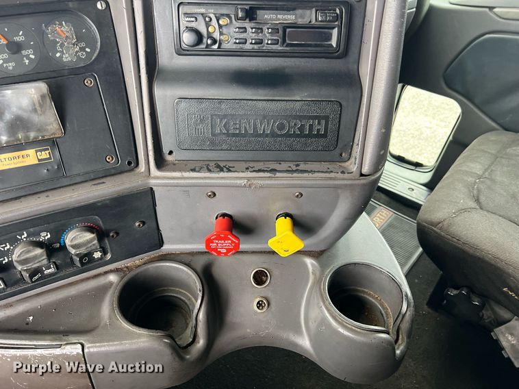 image for item NI9129 1997 Kenworth T2000  fuel truck