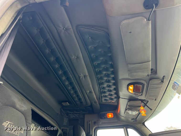 image for item NI9129 1997 Kenworth T2000  fuel truck