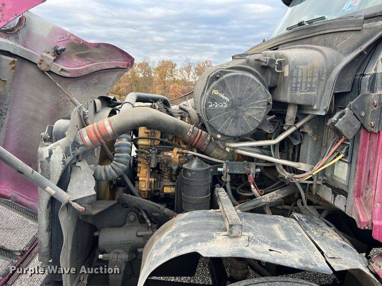 image for item NI9129 1997 Kenworth T2000  fuel truck