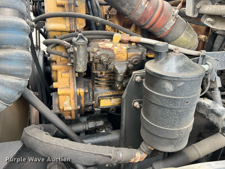 image for item NI9129 1997 Kenworth T2000  fuel truck