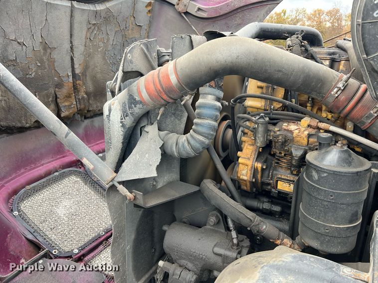 image for item NI9129 1997 Kenworth T2000  fuel truck