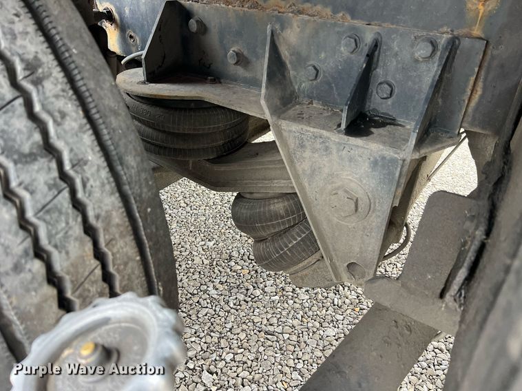 image for item NI9129 1997 Kenworth T2000  fuel truck