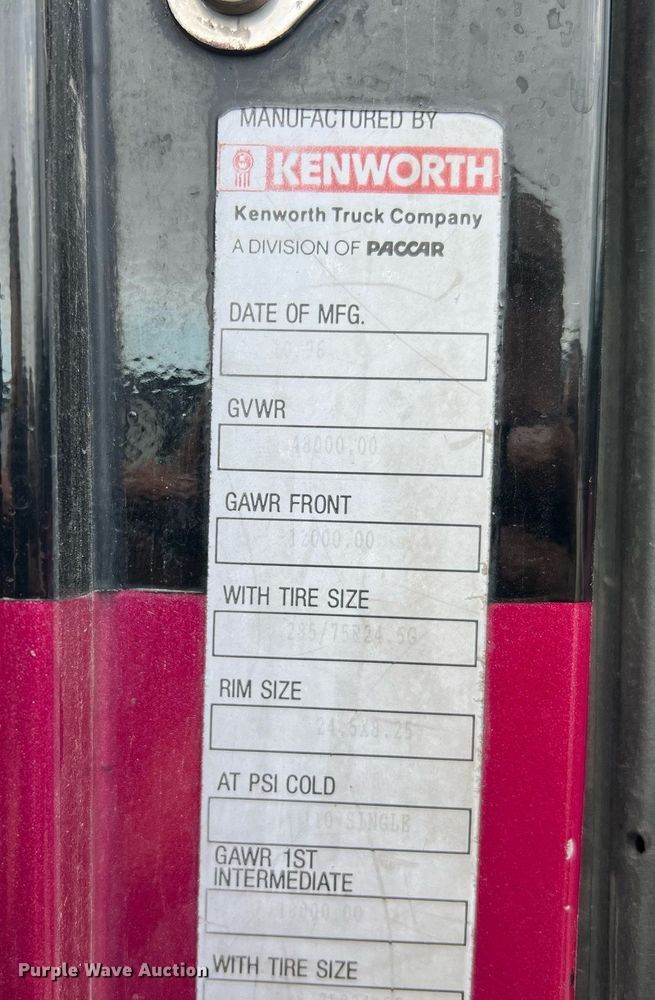 image for item NI9129 1997 Kenworth T2000  fuel truck