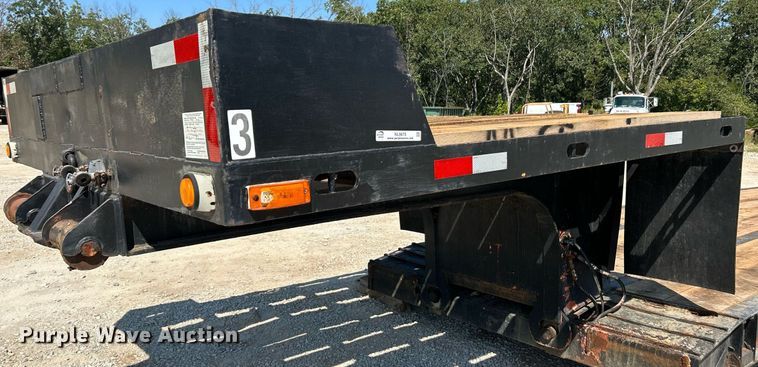 image for item NL9675 1991 Talbert TDW-30-HRG-T1  lowboy equipment trailer