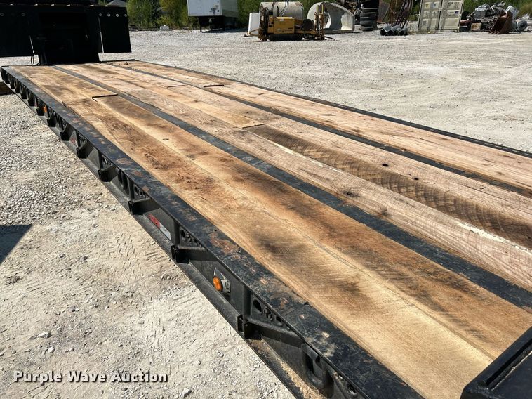 image for item NL9675 1991 Talbert TDW-30-HRG-T1  lowboy equipment trailer