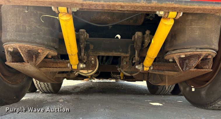 image for item NL9675 1991 Talbert TDW-30-HRG-T1  lowboy equipment trailer