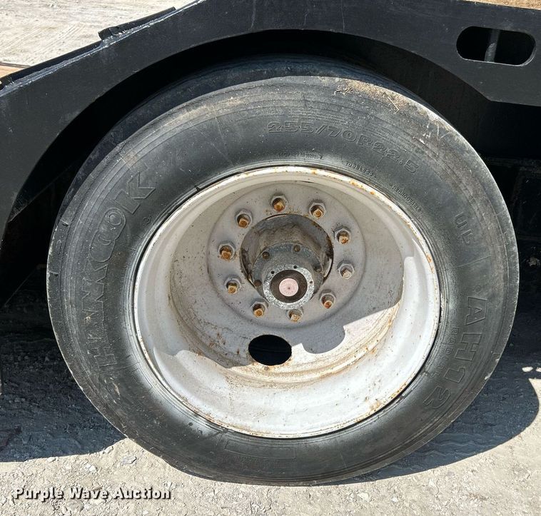 image for item NL9675 1991 Talbert TDW-30-HRG-T1  lowboy equipment trailer